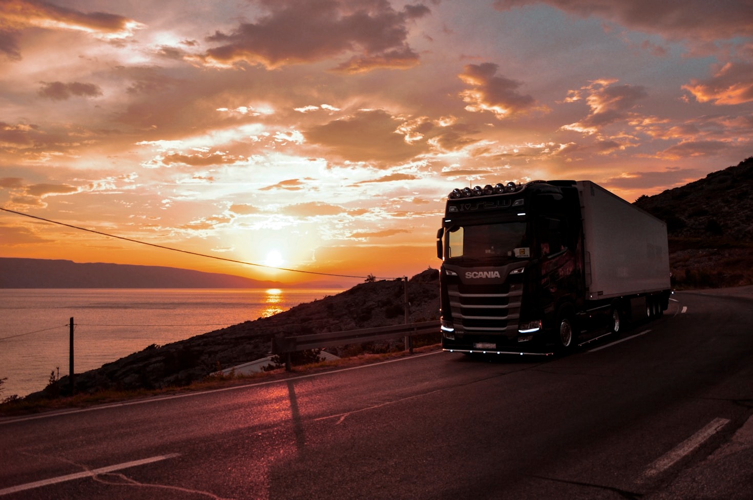 Managing Operational Expenses With Factoring Services
